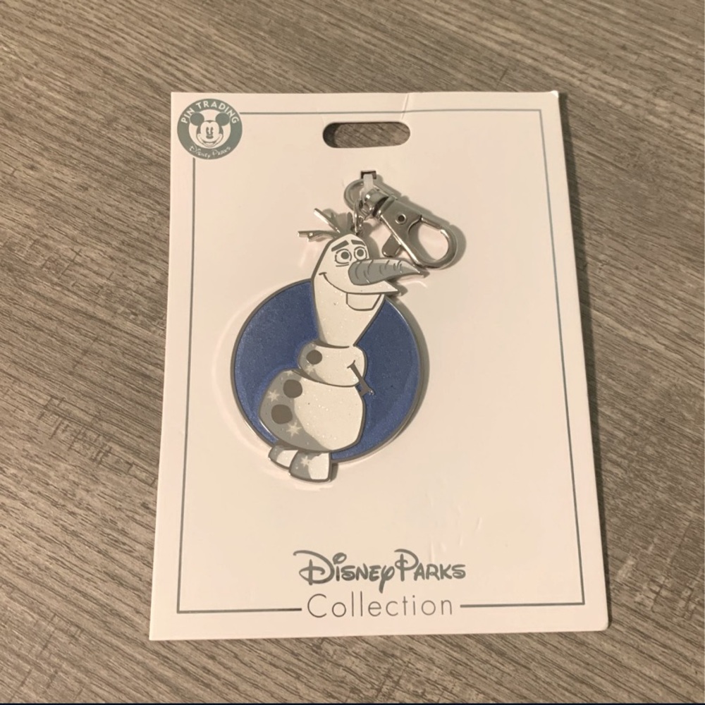 Olaf Snowman Disney Parks Collection Keychain